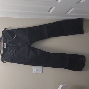 31/32 Men's Straight Levi Jeans